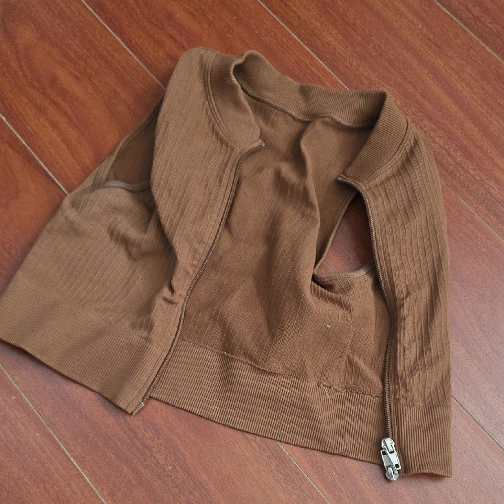 Qinsen Workout Top